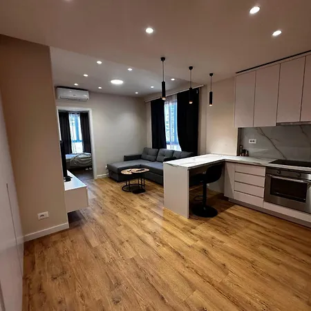 Modern New Bazaar Daire Tiran